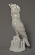 Kakadu Vogel Figur mit Sockel weiß Porzellan 19 cm Pokal Skulptur