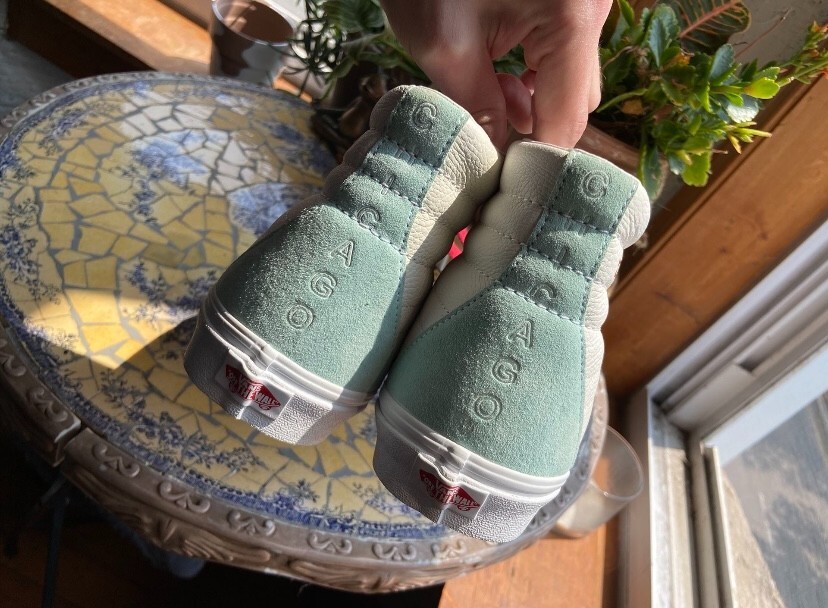 Unworn Size 11 VANS Sk8-Hi Reissue Chicago - Rare Collectible image 2