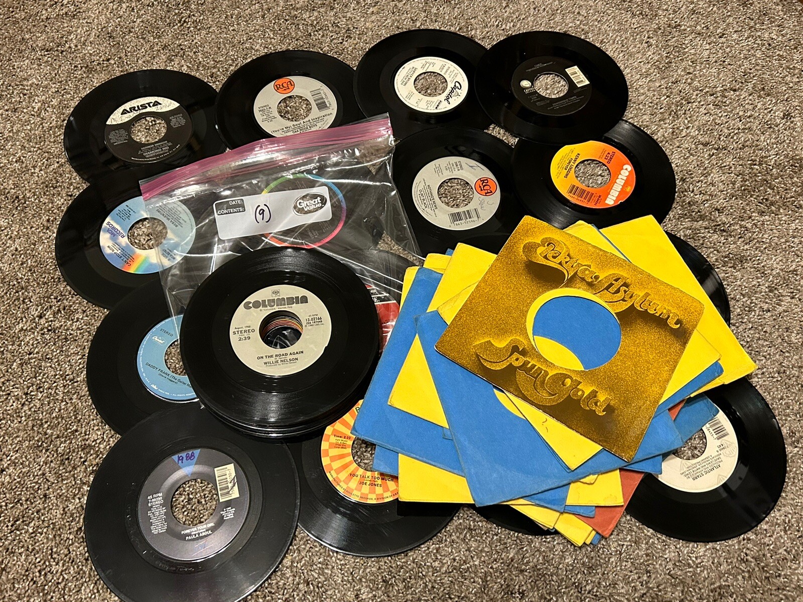 LOT OF 30 VINYL RECORDS 45 RPM  Rock, Pop, Country, R&B 70s-90s READ (9)-image
