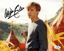 William Moseley Chronicles of Narnia Autographed Signed 8x10 Photo ACOA #3