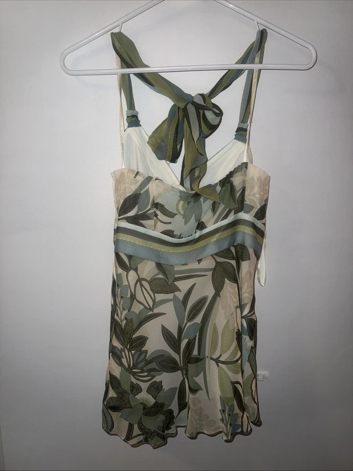 Halter de verano Ann Taylor talla dos. Forrado con cremallera lateral Foto 2 de 4