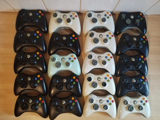 x20 Bundle Job Lot Faulty Microsoft Xbox 360 Wireless Controller Pad