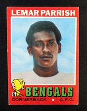 1971 TOPPS LEMAR PARRISH ROOKIE RC #233 MARK**