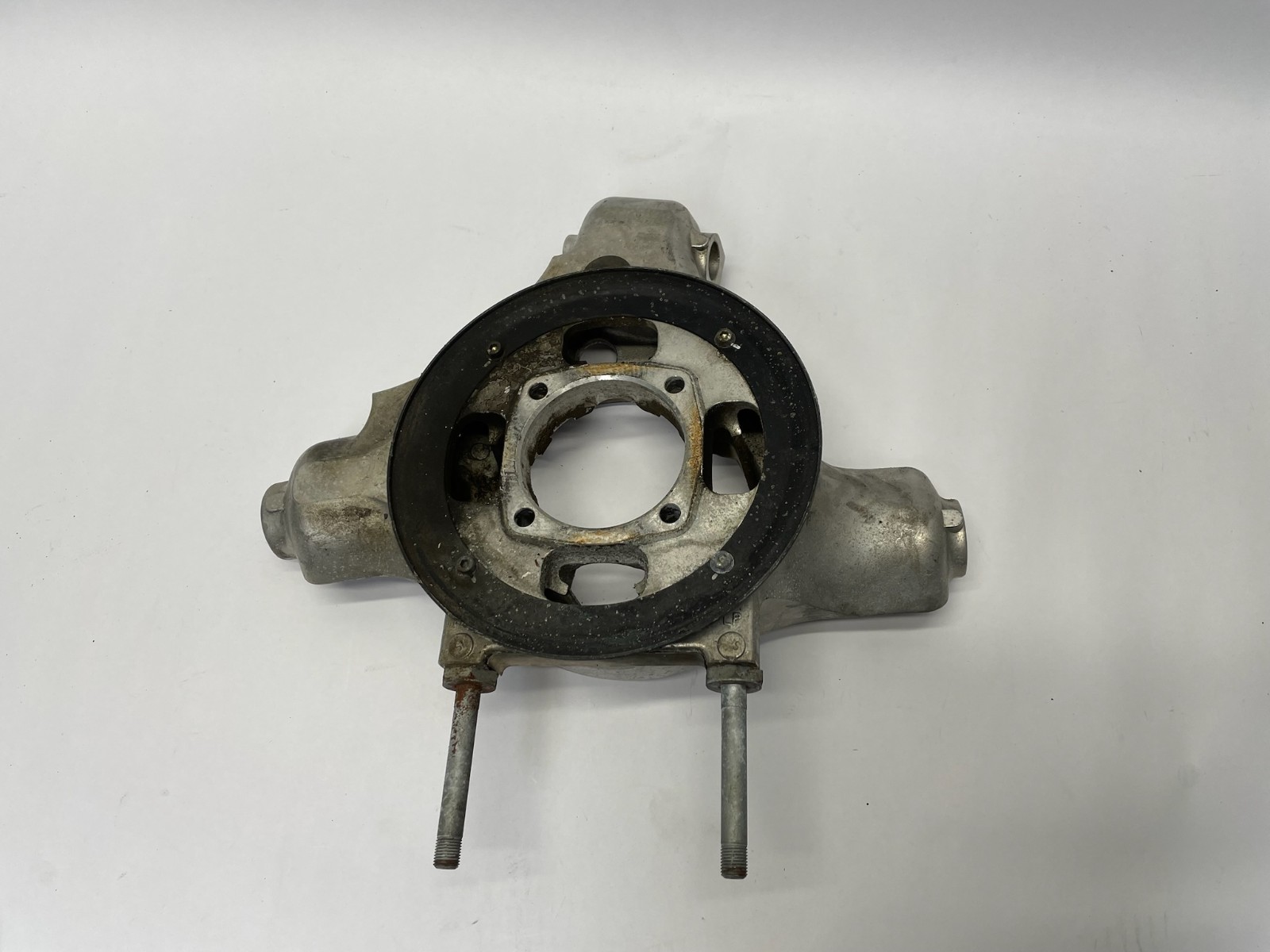 2005 - 2009 FERRARI F430 FRONT LEFT DRIVER SIDE SPINDLE KNUCKLE HUB OEM 2179.332