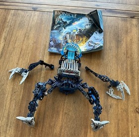 Lego Bionicle Gadunka Incomplete Set 8922 Plus Other Figures/Mask/Weapons
