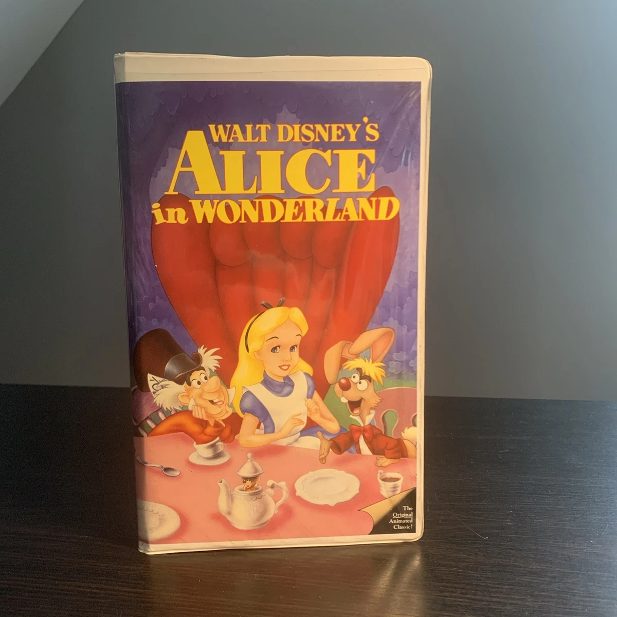 Preços baixos em Animação e animê Alice in Wonderland (1951