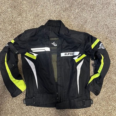 ALPHA CYCLE GEAR - Breathable Bikers Riding  Motorcycle Jacket - Armored Mesh