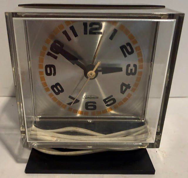 Vintage Sunbeam Table Top Electric Alarm Clock -Tested