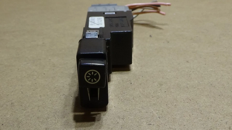 1993-1997 Volvo 850 Dash Dimmer Control Switch - Image 3 of 4