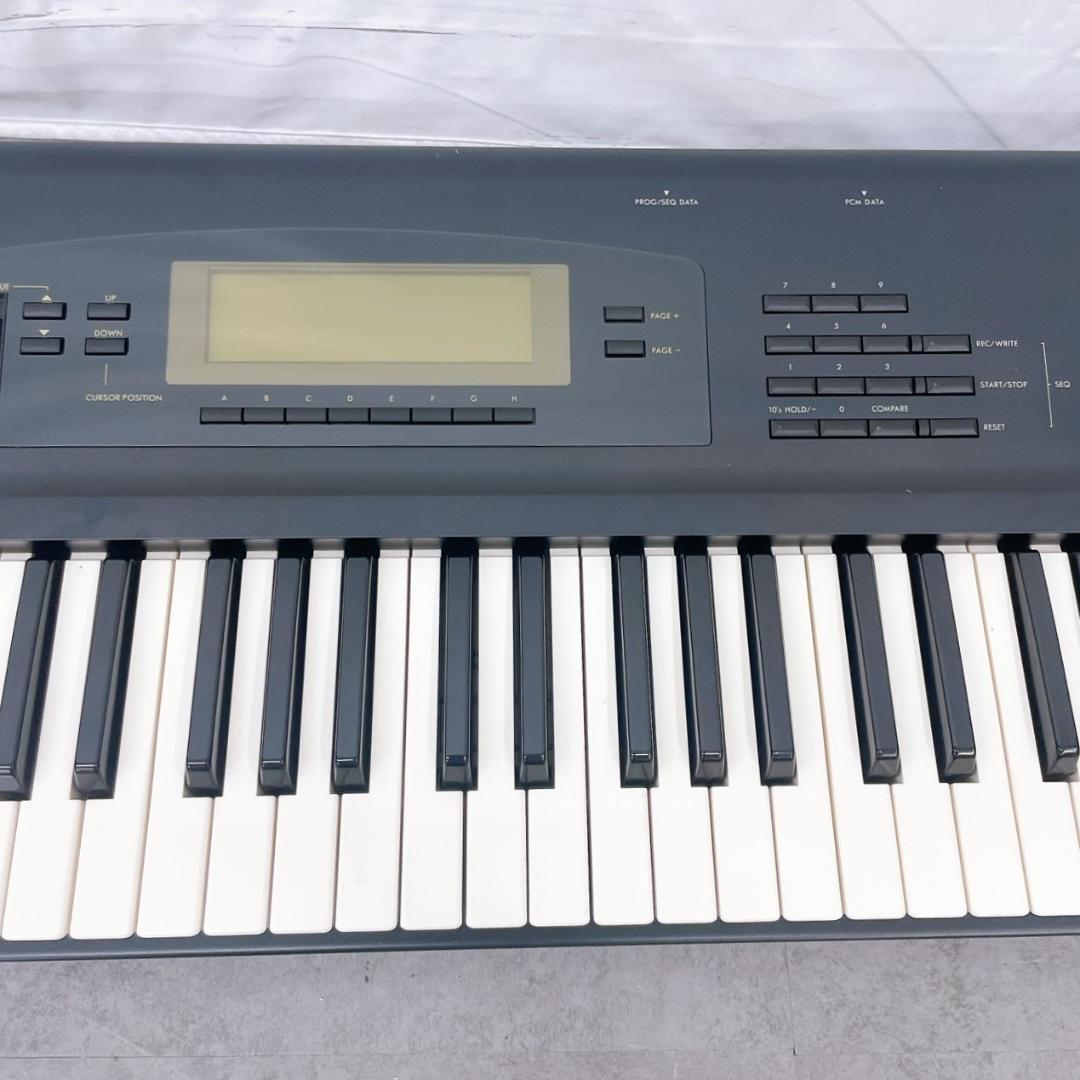 Korg 01/W 61 Keys Music Workstation Keyboard Synthesizer w