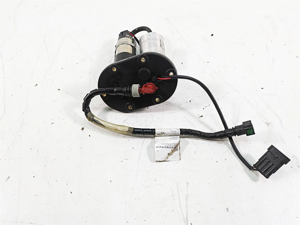 2014 Moto Guzzi California 1400 T 燃油汽油泵 - 已测试 B063104 — 第 2/4 张图片