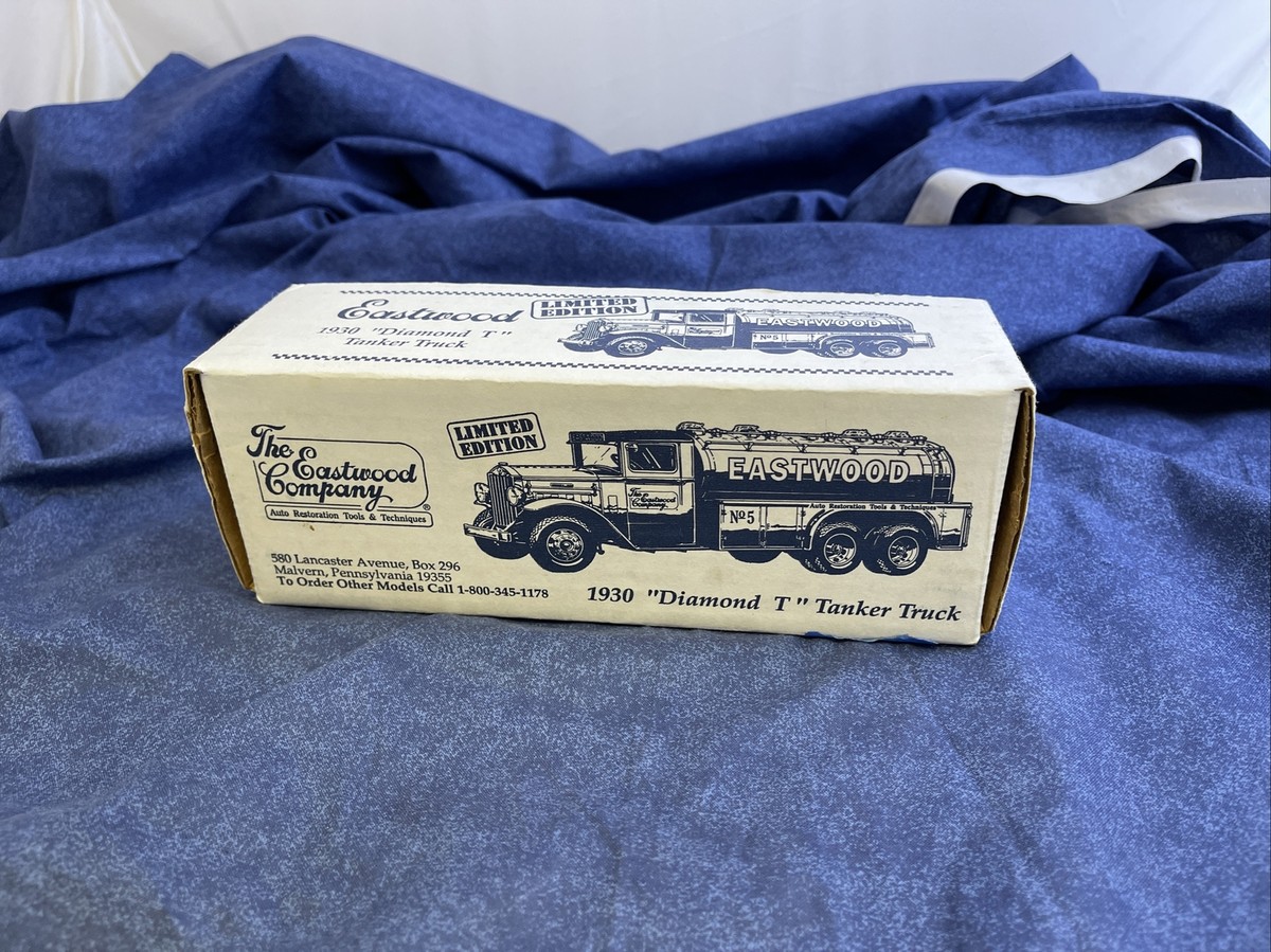 アーテル 1930 イーストウッド ダイアモンド タンカートラック The Eastwood Company 1930 Diamond T Tanker Truck Coin Bank