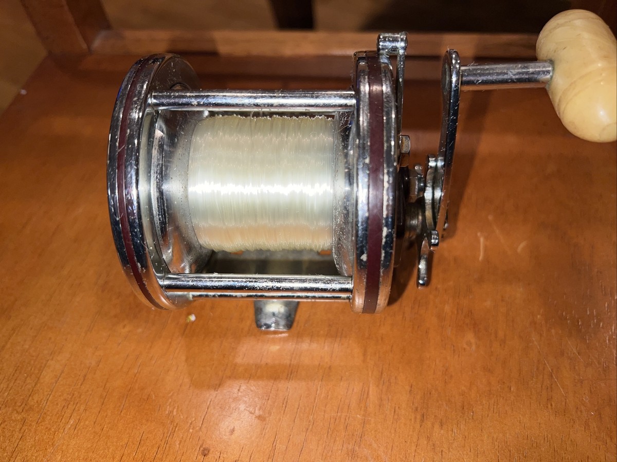 Vintage Penn Fishing Reel Special Senator 3/0 H 112H Great 127 for