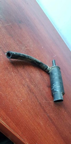 BMW 5 (E39) Scheibenwaschpumpe 8357837