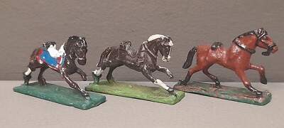 Vintage Toy Horses Lead Figures Detailed Miniature Models Collectible Bundle x3