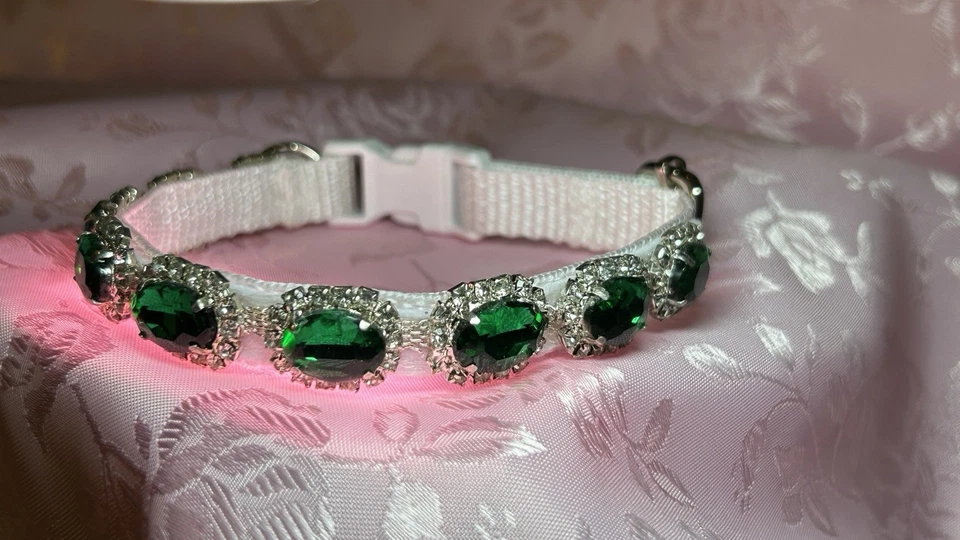 Gems! Emerald Green Rhinestones, Diamanté, Small Dog Collar. Minimal Adjustment - Image 4 of 4