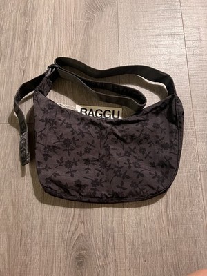 NWT Baggu Medium Nylon Crescent Bag Charcoal Ditsy Floral