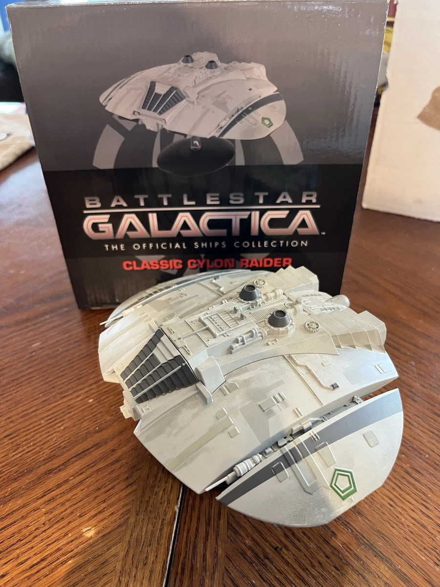 Battlestar Galactica Exclusive Cylon Raider Vinyl Ship 11,4 cm Scar - Boutique scellée en usine Stock Room Find