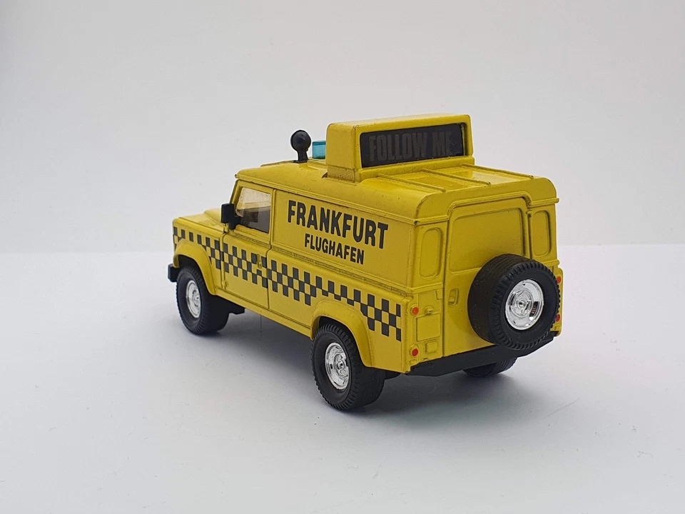Land Rover 110 Flughafen Frankfurt Corgi Toys 1/38 - Immagine 2 di 4