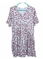 Women's Mauve and White Animal Print Short Sleeve Knee Length Oversized Dress
