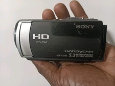 Sony Handycam HDR-CX190 Camcorder 30x Black Built-in Charger No SD Card Tested