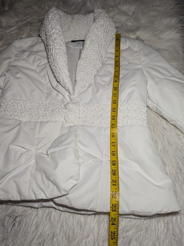 THE PYRAMID COLLECTION Bright White PUFFER Jacket Coat ROSE BUTTON Womens Medium - Picture 12 of 15