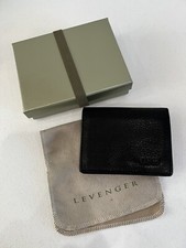 LEVENGER Blk GRAINED Leather BIFOLD CARD WALLET INITIALIZED READ