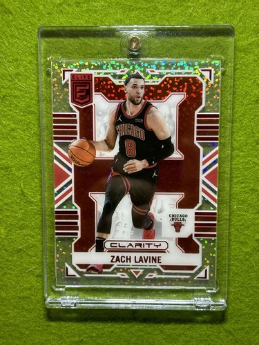 Zach LaVine WHITE SPARKLE PRIZM CLEAR CARD ASIA RED SSP 2022 Elite CLARITY Bulls - Picture 16 of 24
