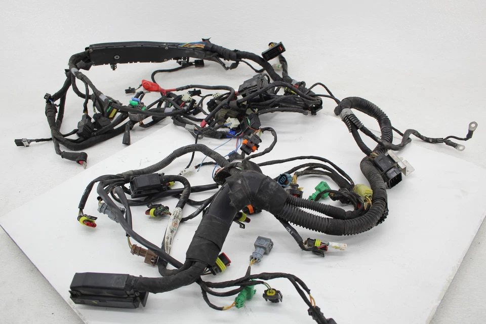 19-20 Aprilia Rsv4 RR Main Engine Wiring Harness - Image 2 of 4