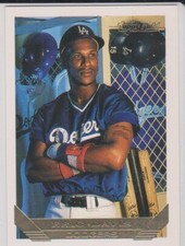 Eric Davis - Cincinnati Reds' Fan Favorite  - Listing 1 of 2  ---- REBATES APPLY