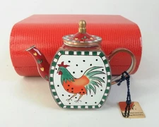 Charlotte Di Vita Teapot Chicken teapot - Boxed