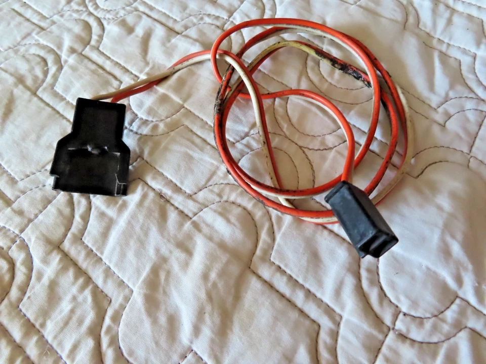 Panel de puerta original GM luz de cortesía lámpara puerta consola cable arnés conector Foto 2 de 4