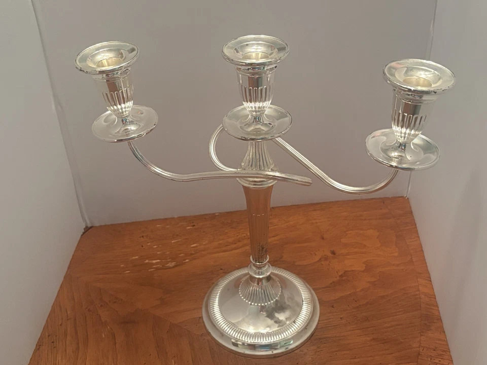 复古银盘 3 灯烛台皇家限量英格兰 11 英寸 — 第 4/4 张图片