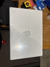 Apple MacBook