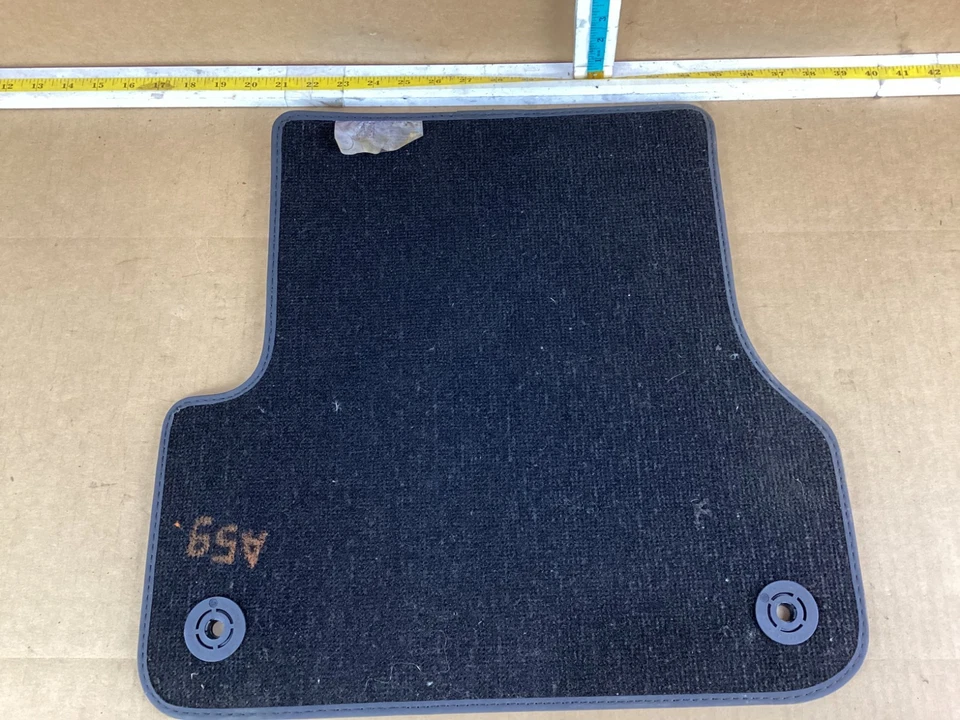 Audi A7 Quattro 2012-2018 parte trasera derecha segunda fila segundo piso alfombrilla revestimiento fabricante de equipos originales Foto 2 de 4