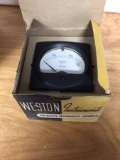 Weston Vintage Voltmeter 0-300 A-C 1601106 304 NOS OPEN BOX