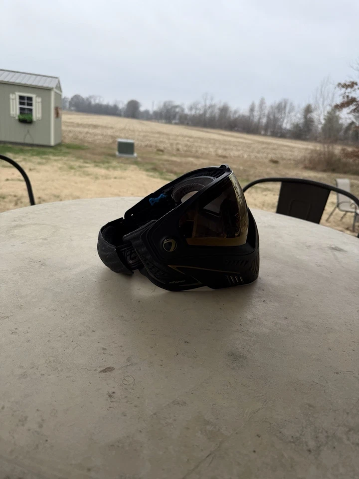 Máscara de paintball Dye I4 con lente de espejo dorado Foto 3 de 4