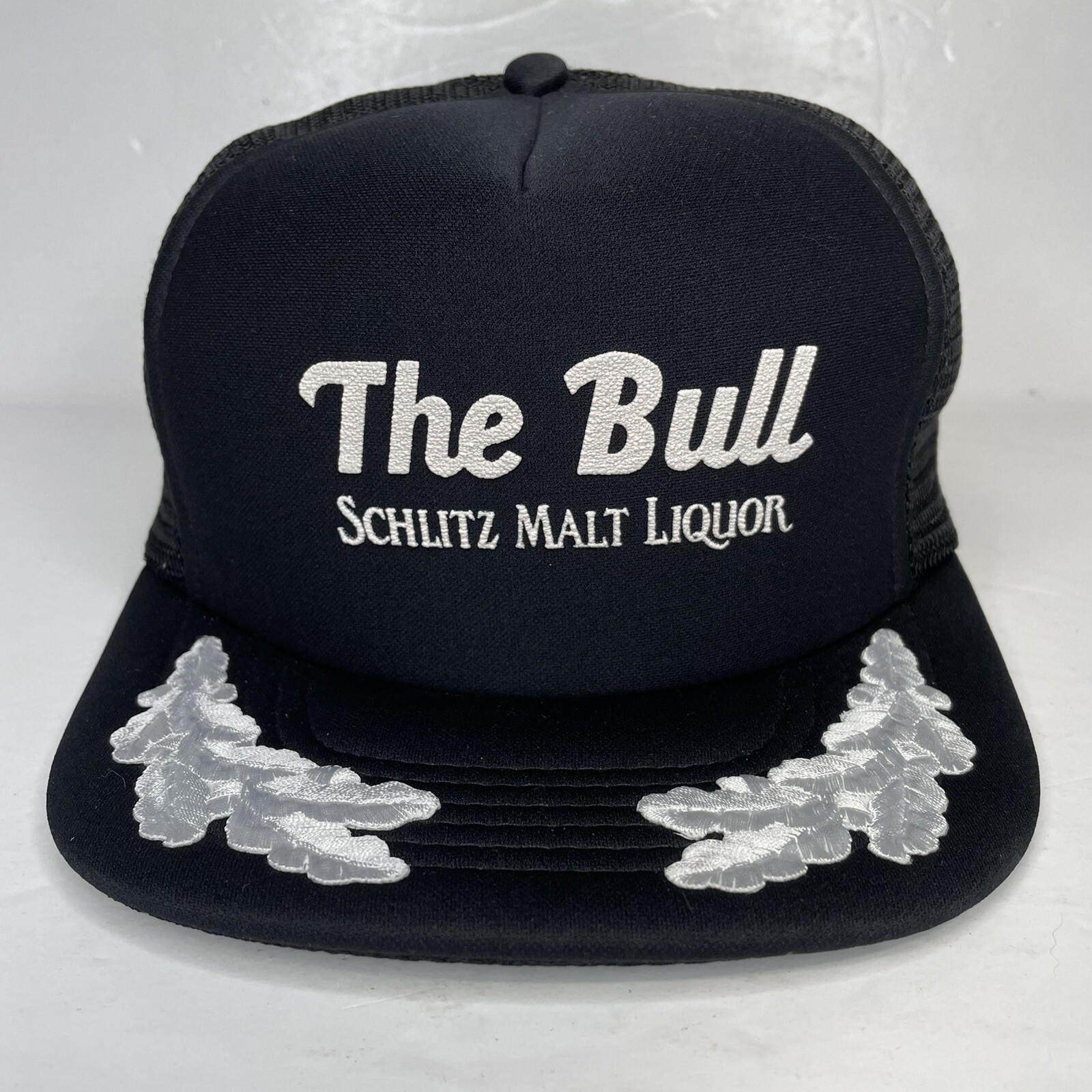 The Bull Schlitz Malt Liquor Silver Laurels Vtg. Mesh… Gem