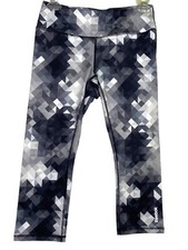 Women's Reebok Geometric Cropped 3/4 Legging Capris - Size Small
