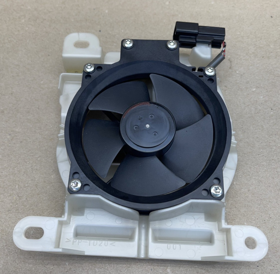 07-15 LEXUS IS250C IS350C FRONT SEAT BACK CLIMATE CONTROL BLOWER OEM 85867-33010