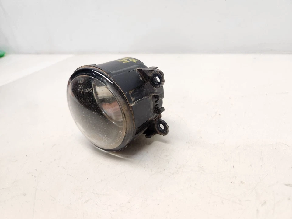 Luz antiniebla izquierda para conductores Nissan Frontier 2005-09 (doble cabina) - sin parachoques cromado Foto 4 de 4