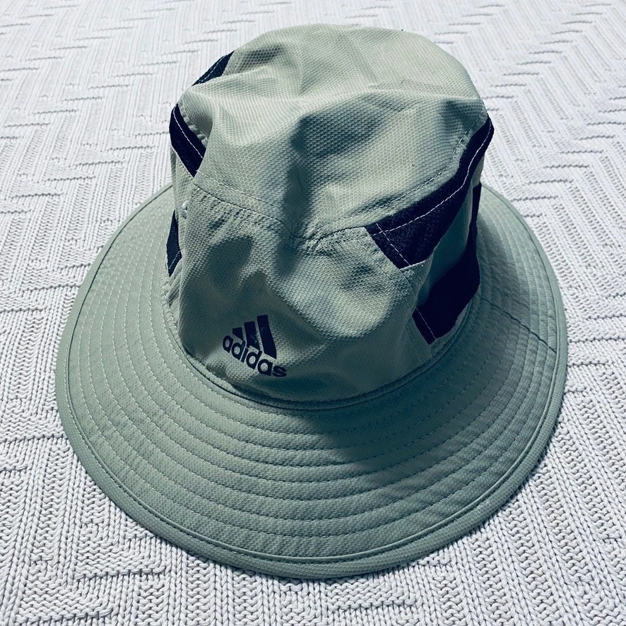 Adidas tan upf 50 Victory 3 bucket sun hat