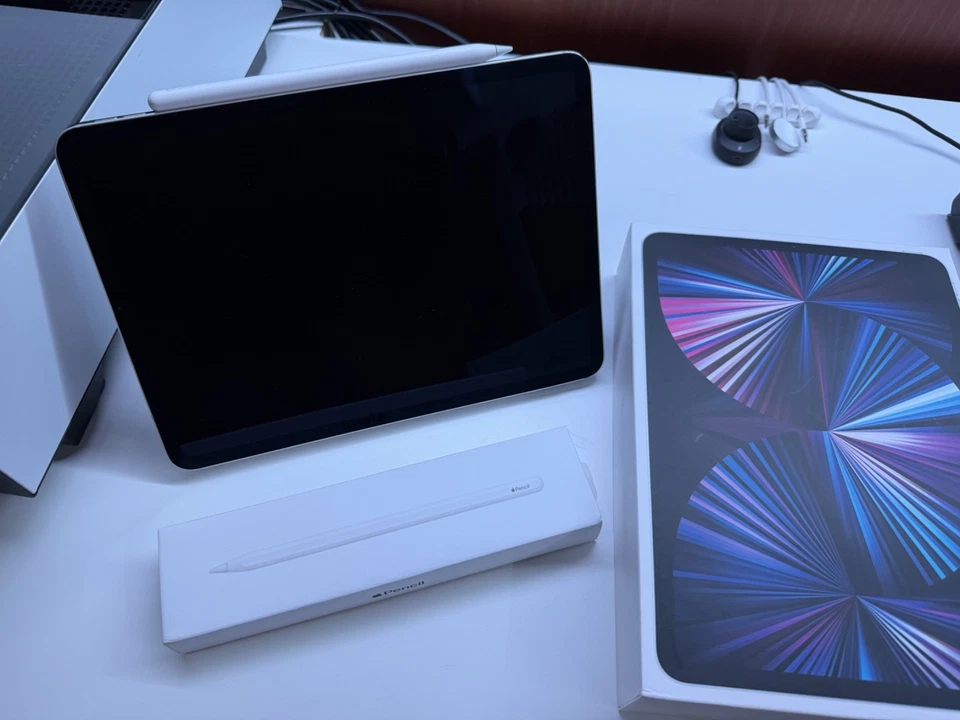 Apple iPad Pro 11-inch (3rd generation) · 128GB · Cellular, foto 1 di 5
