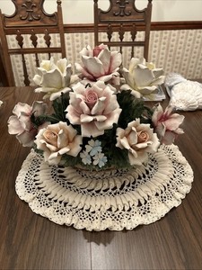 Large Capodimonte Floral Centerpiece Pink Yellow Roses 11” Height 14” Wide Look!