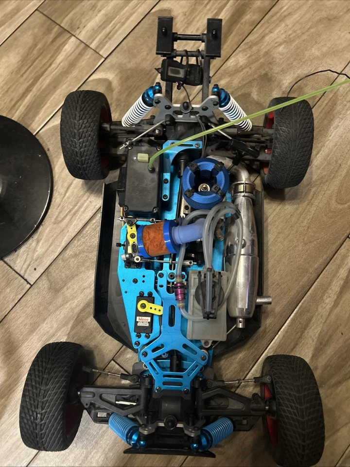 Coches de radiocontrol: ¡todo sobre coches de radiocontrol Nitro, coches de radiocontrol de gasolina, coches de radiocontrol eléctricos y más! Foto 3 de 4