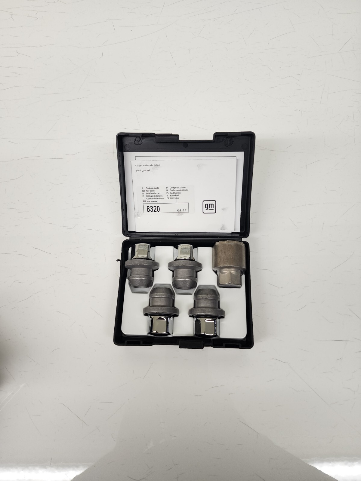 GMC Chevrolet GM Chrome Wheel Locks NEW 85548789 eBay