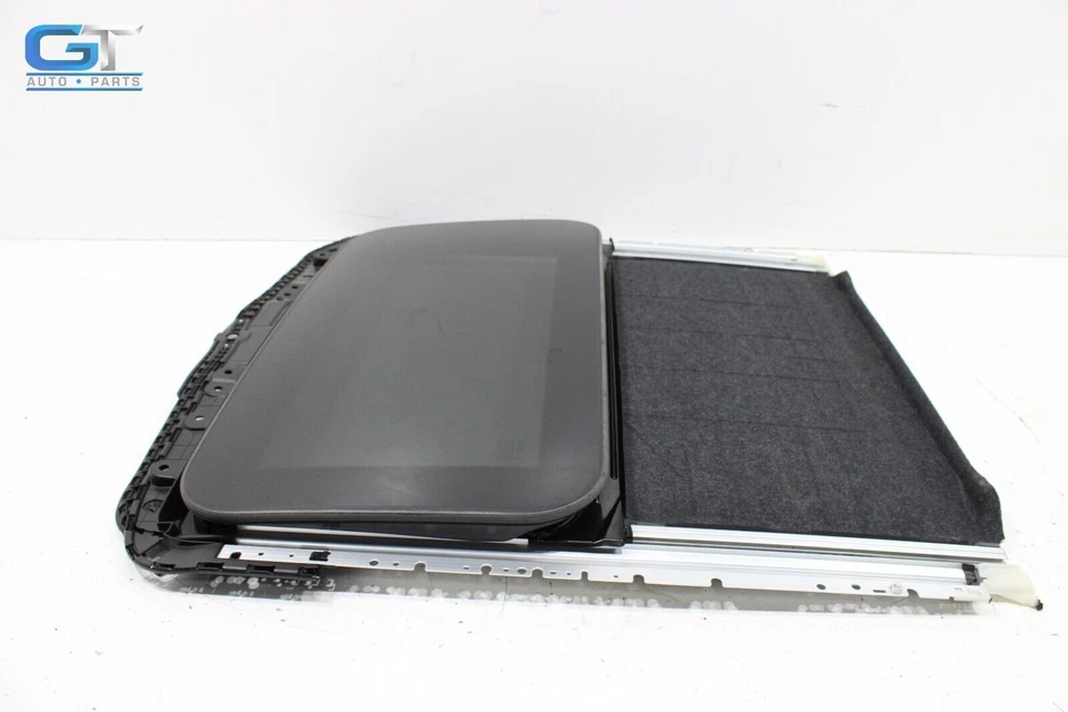 2016-2019 INFINITI Q70 Q70L SUN ROOF SUNROOF WINDOW GLASS & MOTOR & SHADE OEM - Image 3 of 4