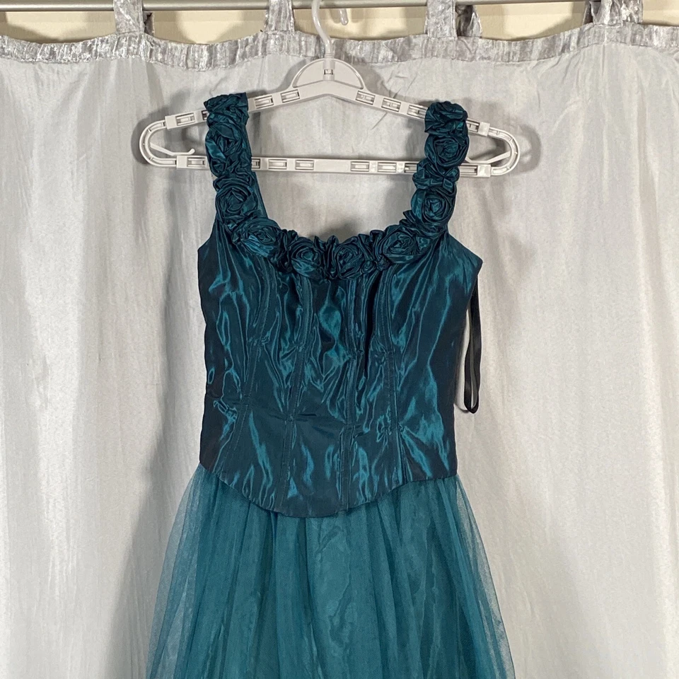 Roberta Formal Dress Womens XS Sleeveless Layered Corset Roses Mesh - Image 2 of 4