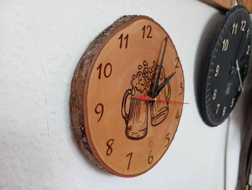 Wanduhr Birke Baumscheibe Ø20cm Handarbeit, Unikat mit lautlosem Quarzwerk ! - Bild 2 von 2