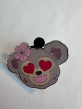 Aulani Emoji ShellieMay Duffy Bear Heart Eyes Disney Pin D1